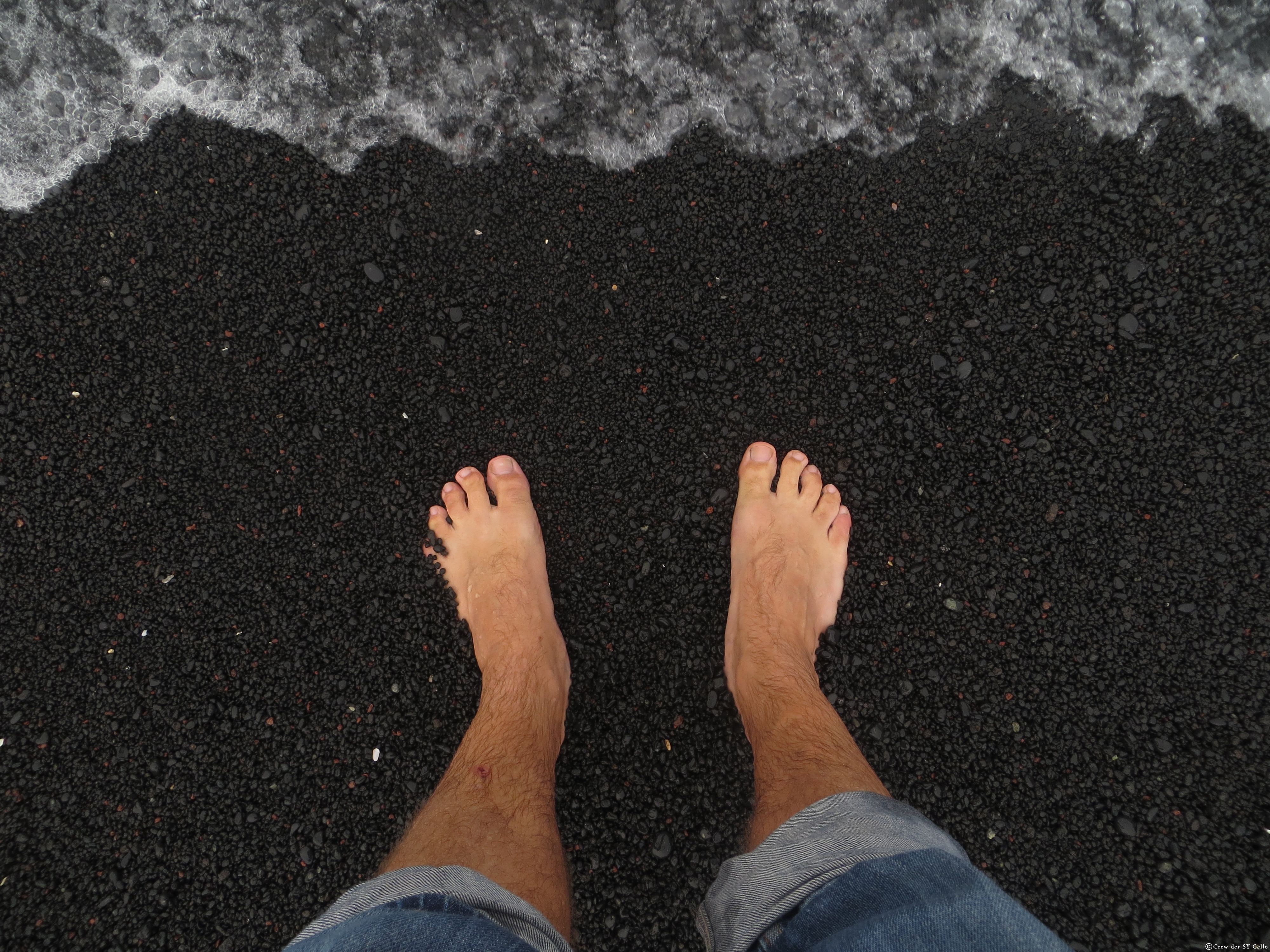 Wessen Füße sind das?