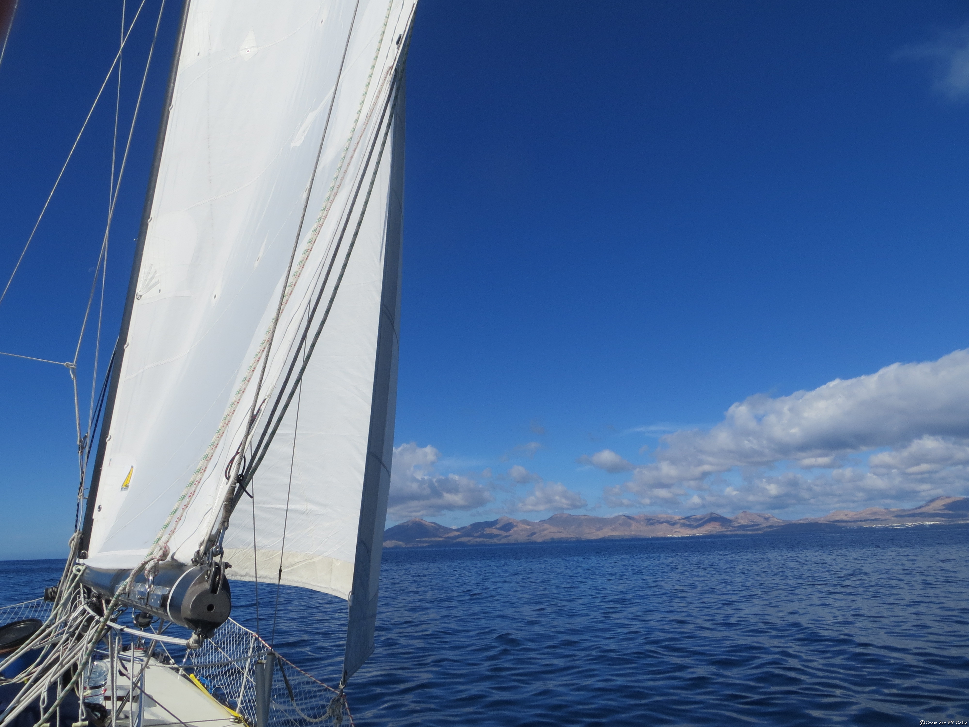 Blick auf Lanzarote vom Wasser aus