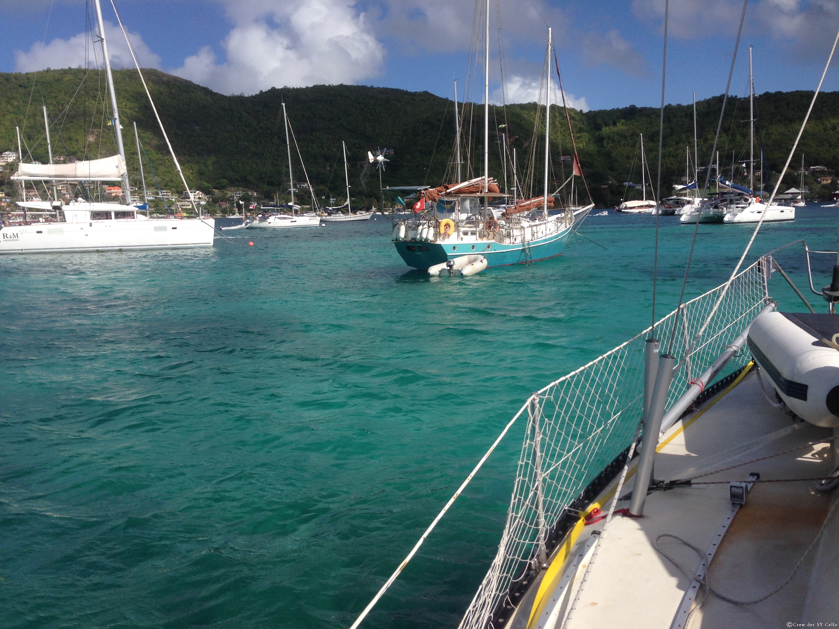 Gleich neben uns ist die Madrugada. Lisa und Markus erwarten uns schon, wir schlafen aber erst mal aus. Es ist gerade mal kurz nach 7 &hellip;