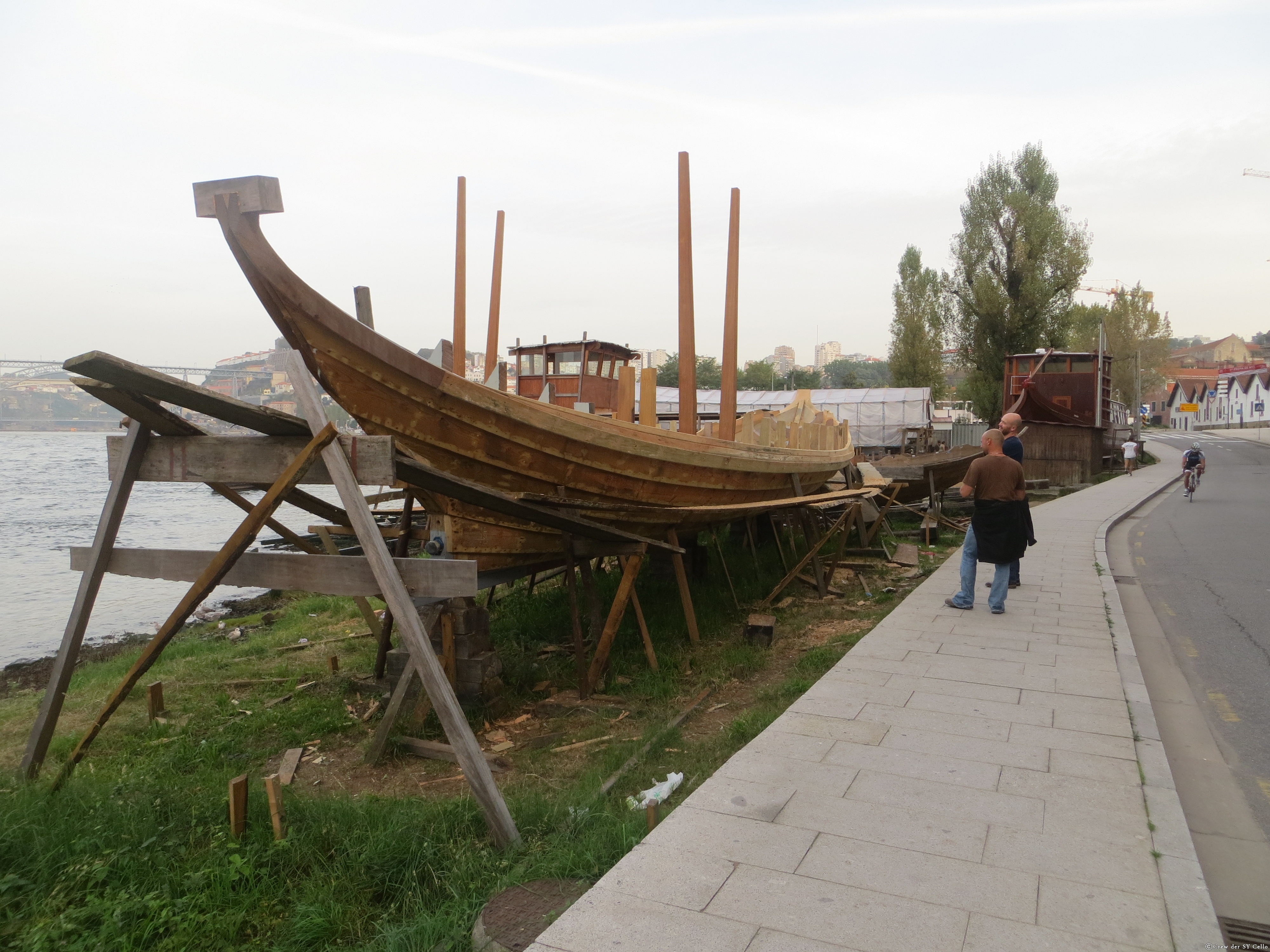 Eine Bootswerft, bei der die Schiffe für den Fluss Douro hergestellt werden